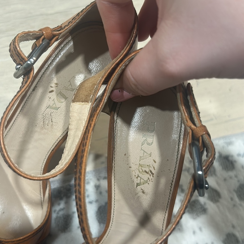 Prada heels - Picture 12 of 13